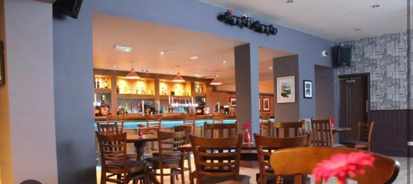 The Albert Hotel & Sports Bar Kingston upon Hull Bagian luar foto